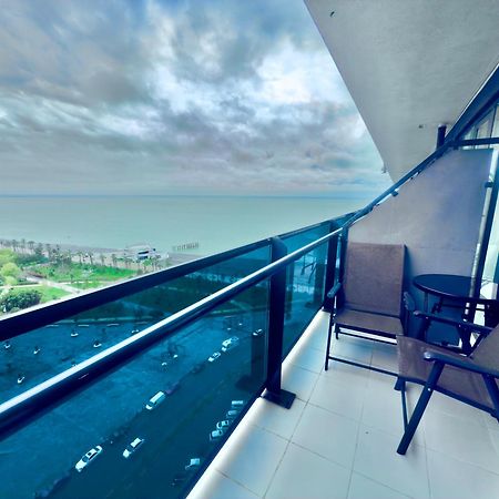 Marvella Hotel Orbi Beach Tower Batumi Esterno foto