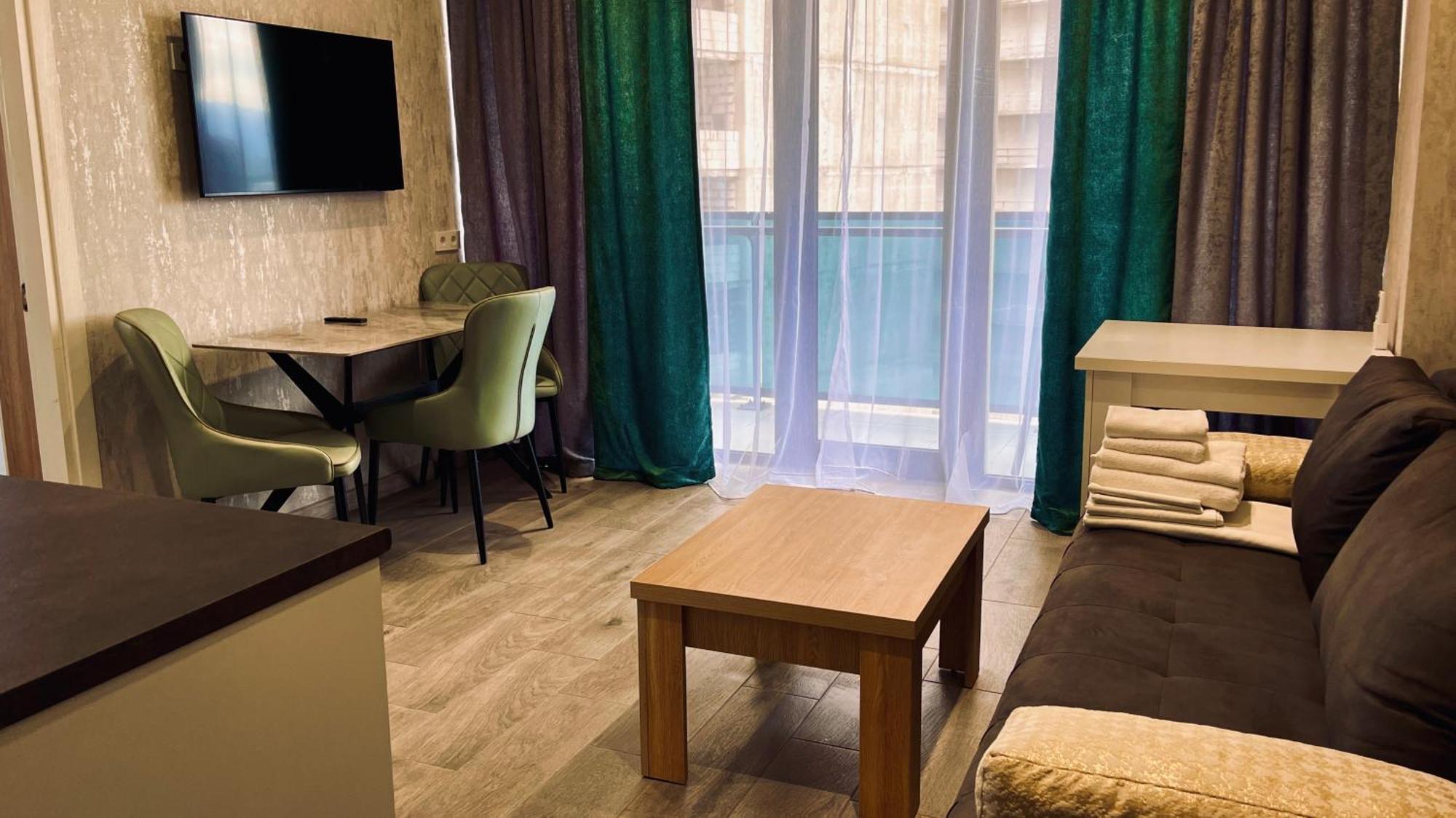 Marvella Hotel Orbi Beach Tower Batumi Esterno foto